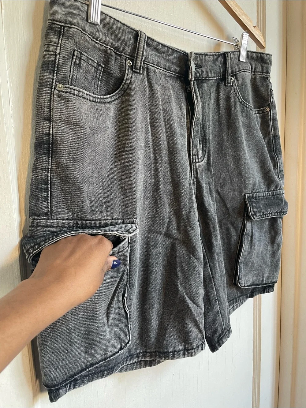 SHEIN Washed Black Denim Cargo Shorts Size 31 High Rise Y2K Bermuda